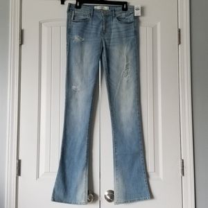 NWT Abercrombie & Fitch Skinny Boot Jeans - Size 6L - Super soft denim